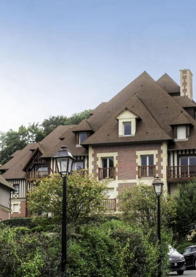 Apartamento Le Bellevue Deauville Exterior foto